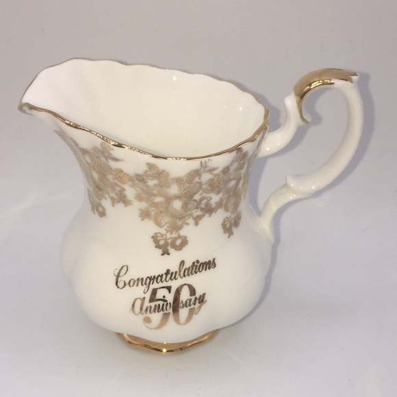 Royal Albert Golden Wedding Anniversary 50th Cream & Sugar Dish Set Bone China - Picture 2 of 13